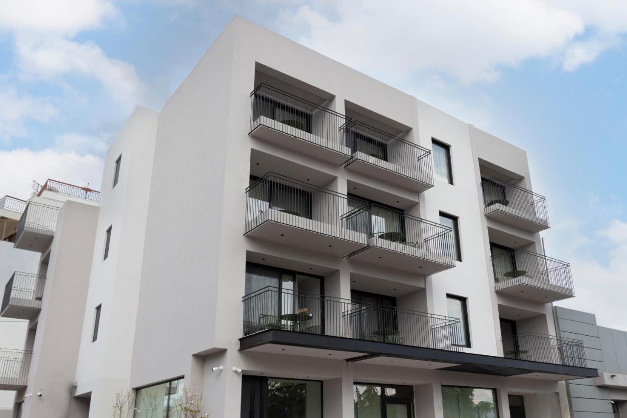 11Suites Aigio Exteriör bild